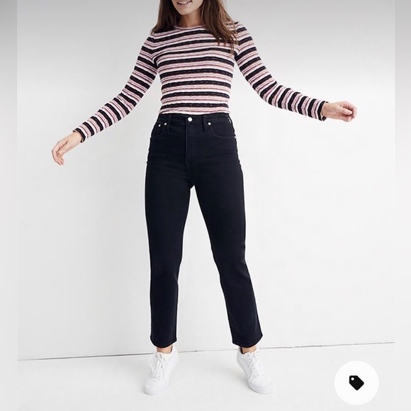 Madewell Classic Straight Jeans in Lunar Wash - Picture 3 of 10